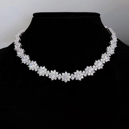 Cadena de Plata 925 con Diamante de Alto Carbono - Diseño Girasol para Escote