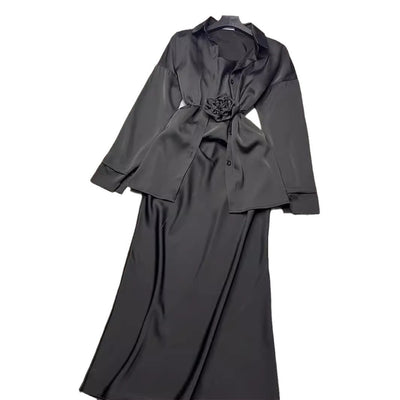 Conjunto de Falda con Tirantes de Encaje y Blusa Satinada - Image 6