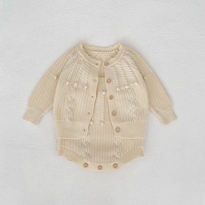 Conjunto de Dos Piezas: Enterizo Tejido con Bolas de Burbujas y Abrigo para Bebé Niña - Image 34
