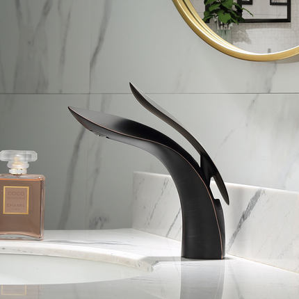 Grifo Monomando Empotrado Estilo Nórdico en Cobre Dorado