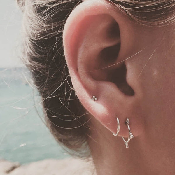 Aretes de Tres Esferas en Plata Esterlina