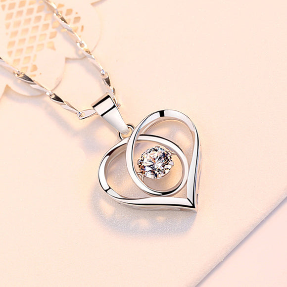 Collar de Plata Esterlina para Niña con Dije de Corazón en Clavícula