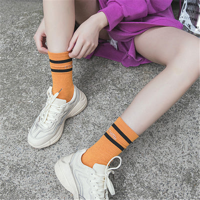 Calcetines Casuales con Rayas Letras - Estilo Urbano Cómodo - Image 4