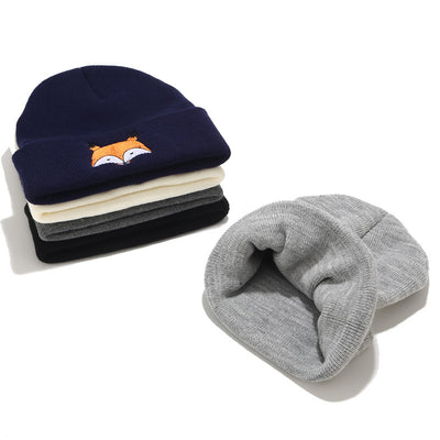 Gorro de Lana Bordado Premium - Image 2