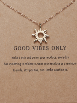 Collar Multicapa con Dije de Luna Estilo Bohemio para Mujer - Image 25