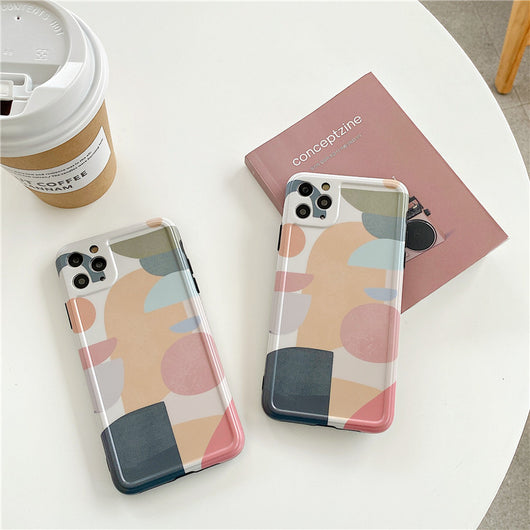 Funda Geométrica para Celular con Colores Vibrantes - Image 2