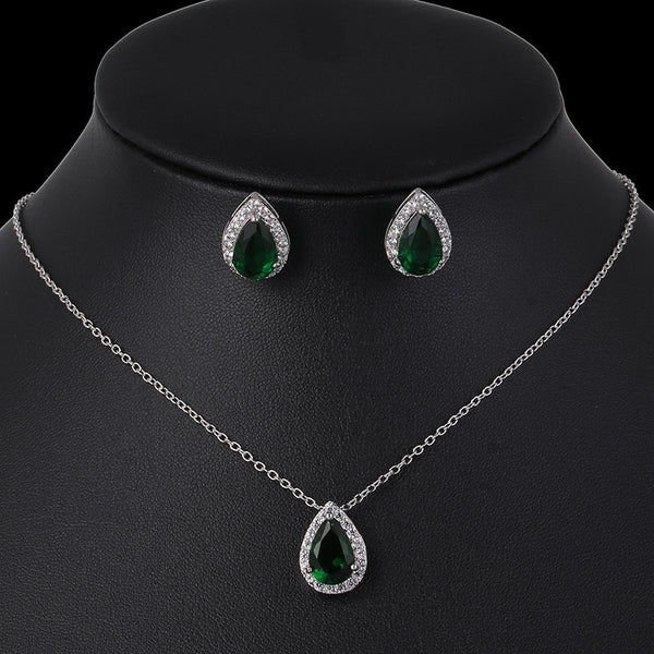 Conjunto de Aretes y Collar con Circonitas en Forma de Gota