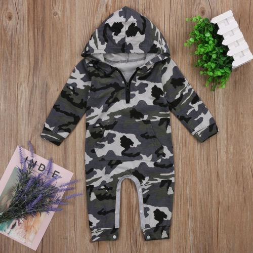 Enterizo Deportivo Camuflado con Capucha