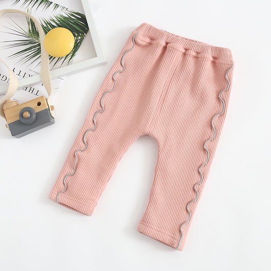Pantalones de Mezclilla con Forro Polar y Detalles de Encaje - Image 11