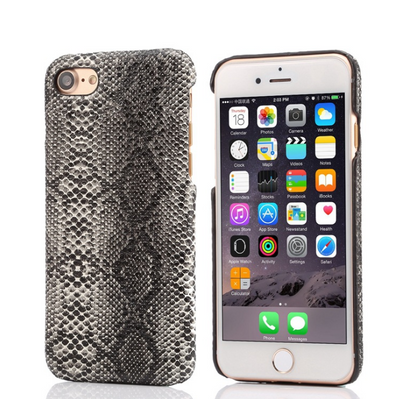 Funda iPhone 7 Textura Piel de Serpiente - Protección Elegante y Resistente - Image 4