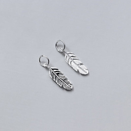 Dije de Pluma Artesanal para Joyería DIY - Image 2