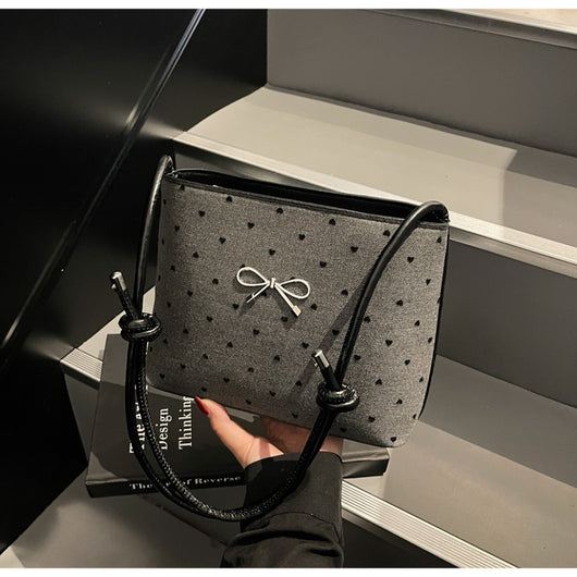 Bolsa Crossbody de Lona con Lunares y Moño Fashion - Image 18