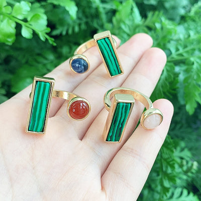 Anillo con Incrustación de Malaquita Natural en Cuadrado