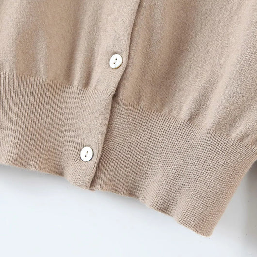 Cardigan Tejido Corto con Bordado de Letras Estilo Británico - Image 25
