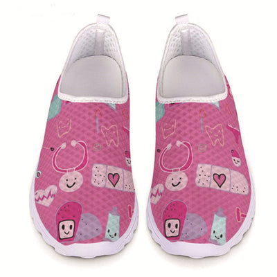 Zapatos con Estampado de Enfermera - Image 7