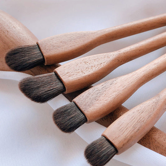 Brocha de Maquillaje con Fibra de Nogal