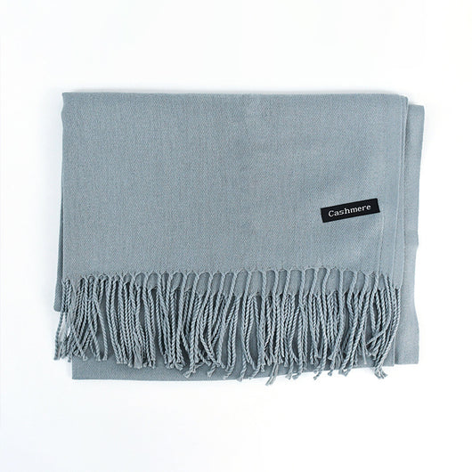 Bufanda Ligera de Color Liso con Flecos Elegantes - Image 29