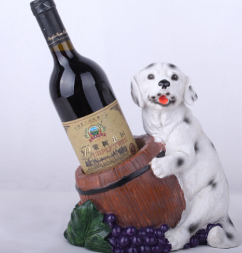 Adornos Navideños de Resina Estilo Europeo con Diseño de Copa de Vino Tinto - Image 5