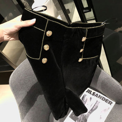Shorts de Terciopelo para Mujer Madura - Elegancia y Confort para Otoño - Image 6