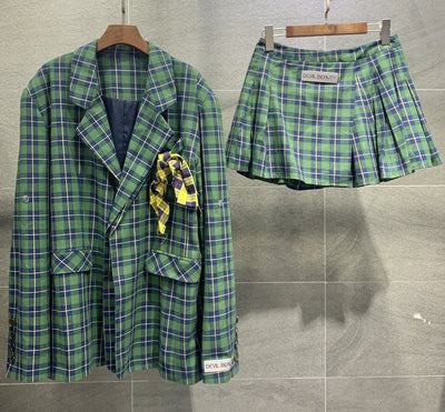 Traje Universitario a Cuadros - Estilo Preppy Moderno - Image 12
