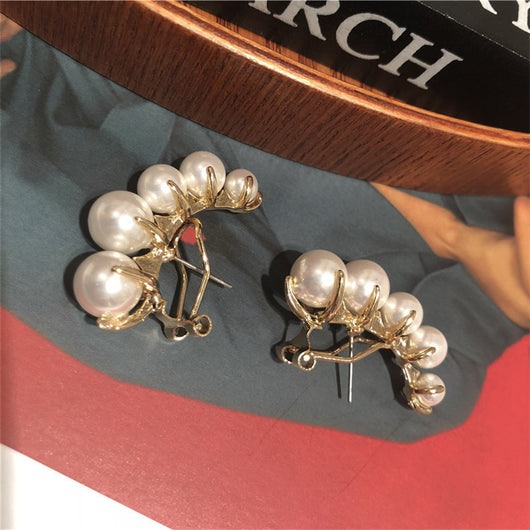 Aretes Michel Lobe con Envolvente de Pedrería - Image 3