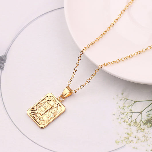 Collar con Dije de Letra del Alfabeto Inglés - Image 11