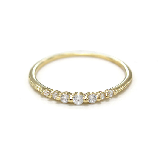 Anillo de Plata Esterlina Chapado en Oro 14K con Siete Circonitas Brillantes