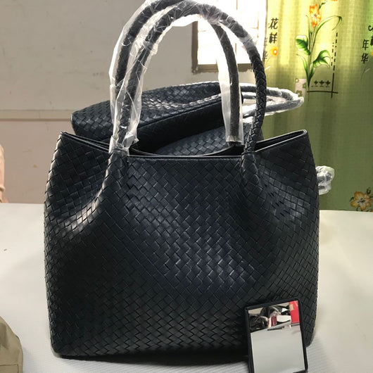 Bolso Tejido a Mano en Cuero Genuino - Bolsa Maternal con Compartimento Especial - Image 6
