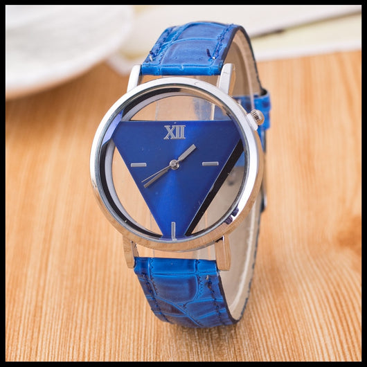 Reloj de Personalidad Triangular - Reloj de Cuarzo Hueco Doble Cara Elegante - Image 5