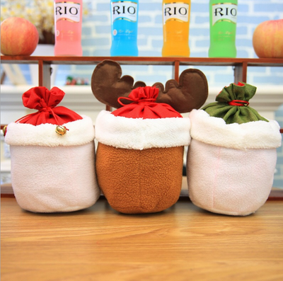 Bolsa de Regalo Navideña con Muñeco de Nieve y Campana - Decoración Festiva - Image 2