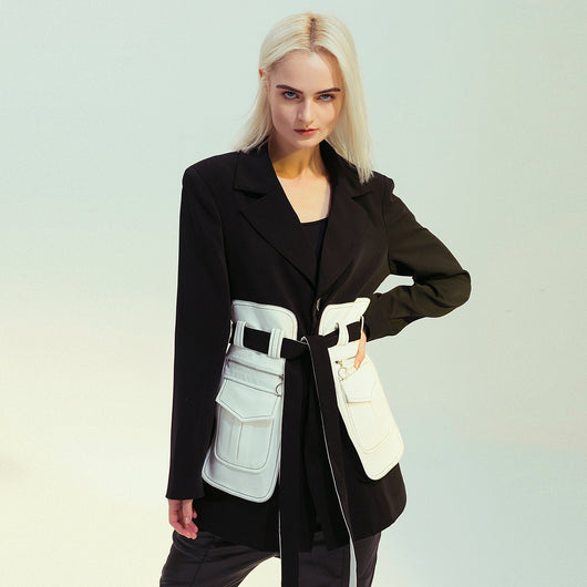 Traje Clásico Blanco y Negro