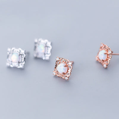 Aretes de Plata S925 con Patrón de Diamantes Cuadrados para Mujer - Image 2