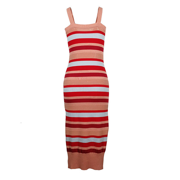 Vestido Escote U con Abertura Lateral