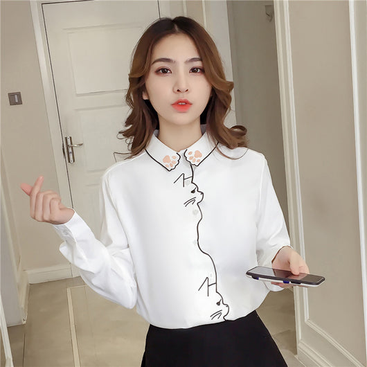 Blusa Blanca Holgada con Bordado de Gato - Diseño Adorable y Cómodo - Image 2