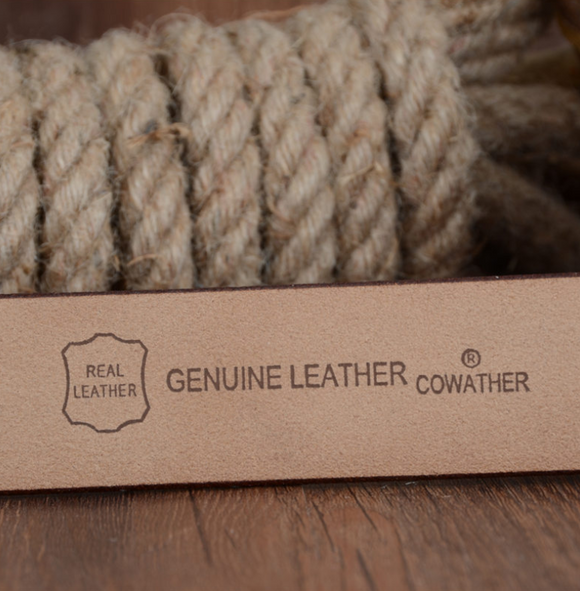 Cinturón de Cuero con Hebilla Dinámica Ajustable