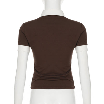 Playera Polo Retro Americana con Costuras Superpuestas para Mujer - Image 13