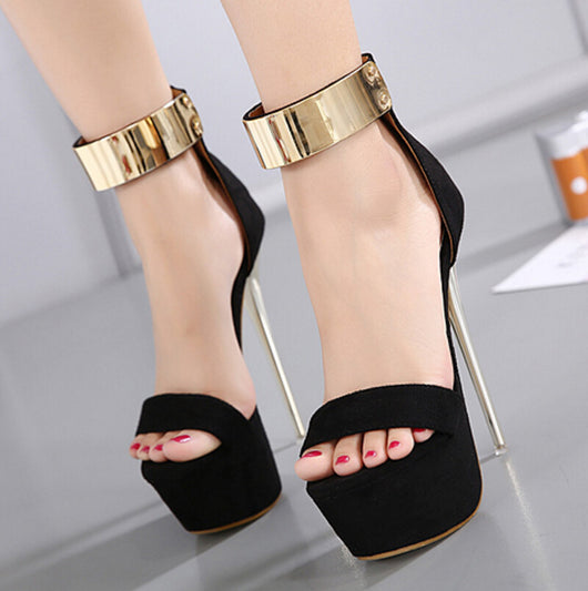 Sandalias Plataforma Impermeables Hattian en Negro - Image 3
