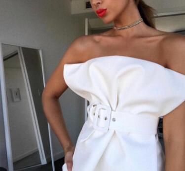 Blusa Strapless con Cintura Fruncida