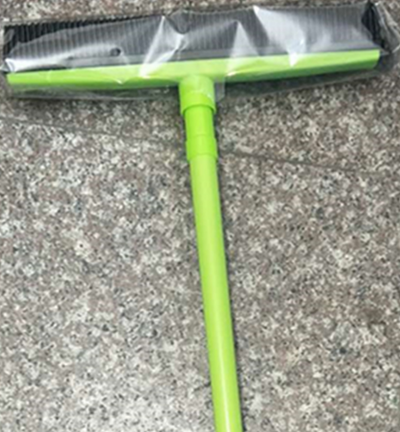Escoba Retráctil para Pelos de Mascotas con Cepillo de Goma y Mango Largo - Image 7