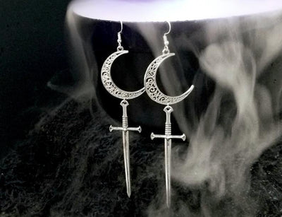 Aretes Espada Gótica Hueca Luna Bruja para Halloween - Image 4