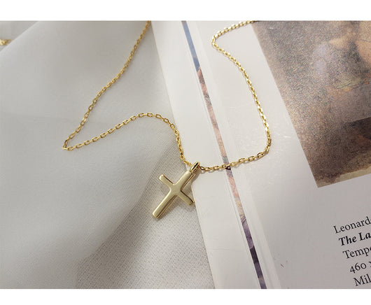 Collar Colgante Cruz Jesús en Oro 18k y Plata 925 - Joya Cristiana Trendy para Mujer - Image 3