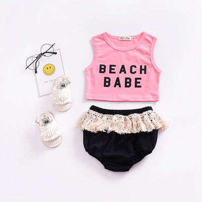 Conjunto Playero Beach Babe - Top Crop sin Mangas y Short Triangular con Flecos - Image 3