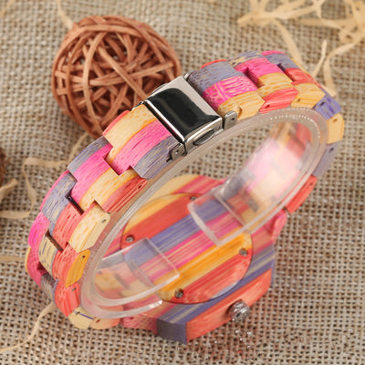 Reloj de Bambú con Colores Vibrantes - Image 4