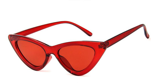 Retro cat-eye sunglasses with a tortoiseshell frame and dark lenses, ideal for a stylish, vintage look. - Image 8