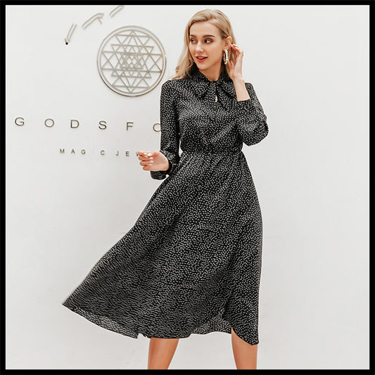 Vestido Elegante con Cuello Smoking y Mangas Largas - Image 2