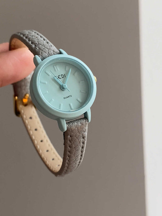 Reloj de Pulsera Minimalista Gris Azul para Mujer con Esfera Pequeña - Image 2