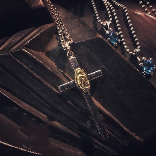Dije Medalla Madonna con Hierba Sagrada Estilo Hindú