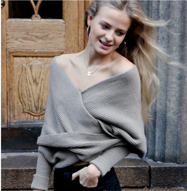 Suéter Tejido Escote V Cruzado Hombros Descubiertos - Cuello Bufanda Sexy