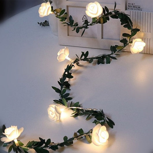 Guirnalda de Luces LED con Flores de Rosas y Hojas Verdes - Alimentación Solar, USB y Batería - Image 3
