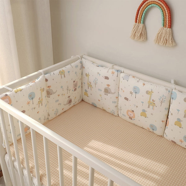 Protector de Cuna Acolchado con Bordados Infantiles